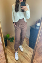 Load image into Gallery viewer, Cropped Long Sleeve Tee