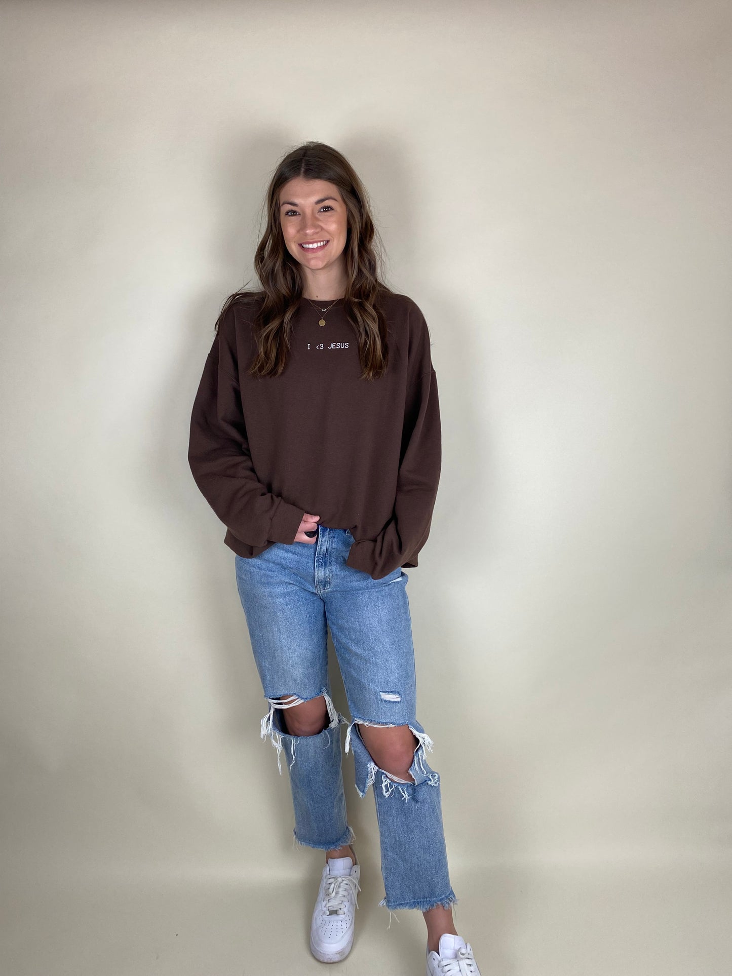 “I <3 Jesus” sweatshirt