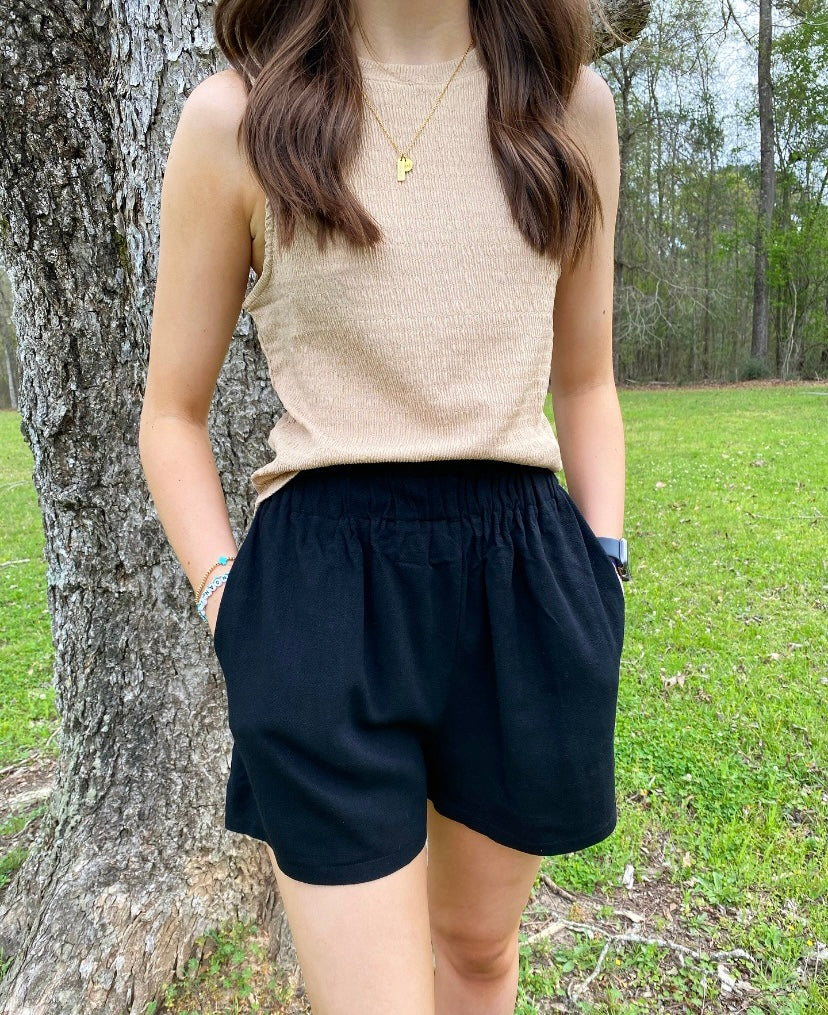 Darling Attitude Linen Shorts