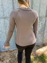 Load image into Gallery viewer, Smokey Grey Active Long Sleeve Top
