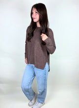 Load image into Gallery viewer, Ribbed Center Seam Sweater
