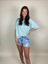 Load image into Gallery viewer, Everyday Oversized Tee ~ mint
