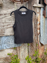 Load image into Gallery viewer, Go getter relaxed tank ~ black
