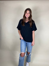 Load image into Gallery viewer, Front Pocket Raw Edge Boyfriend Tee ~ Black
