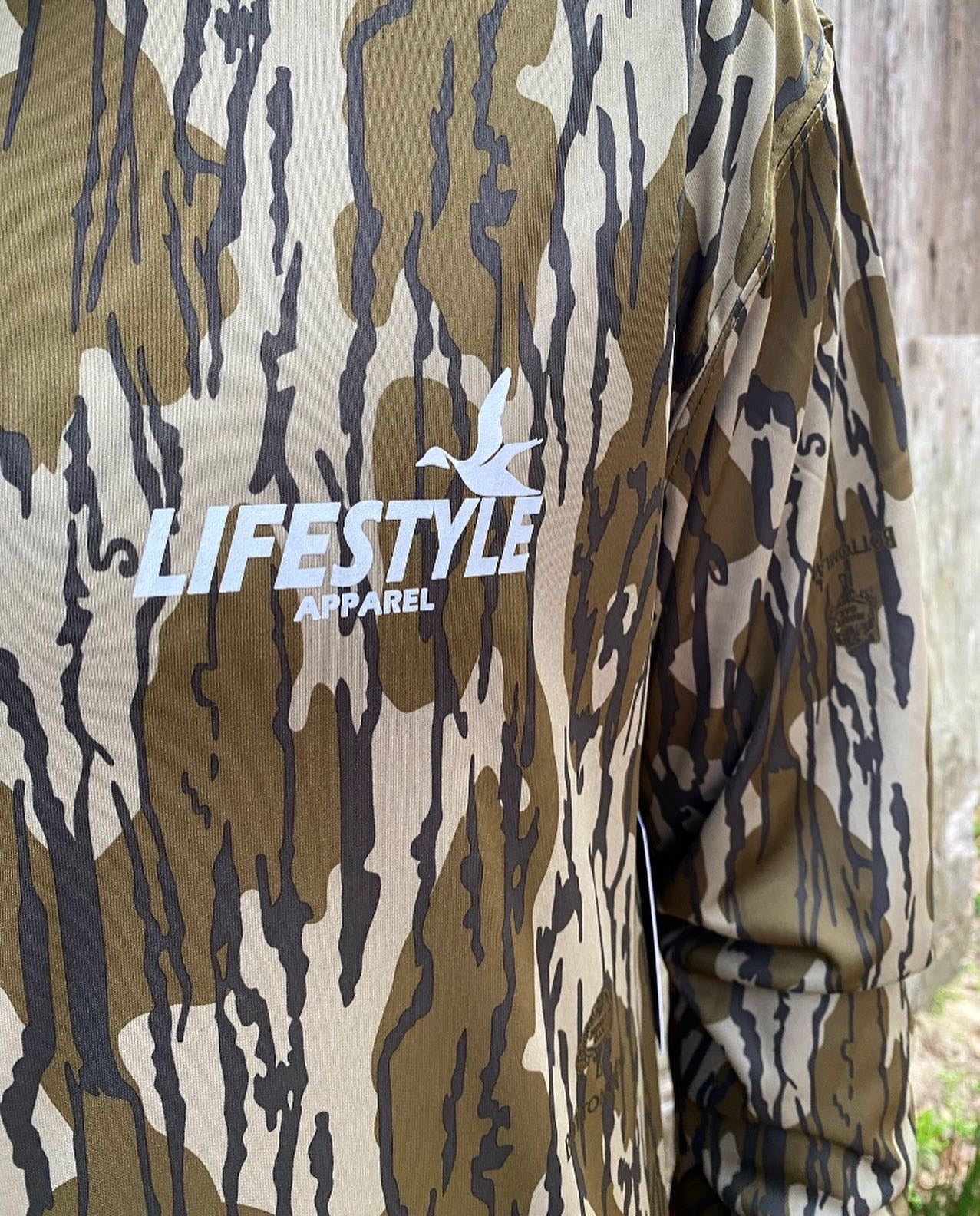 Duck Lifestyle Bottomland Camo Performance Shirt